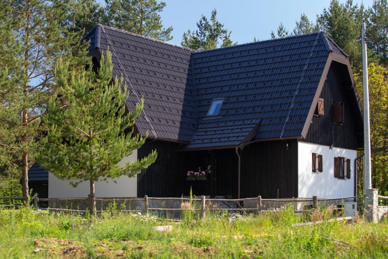 Timber Valley Plitvička Jezera Buitenkant foto